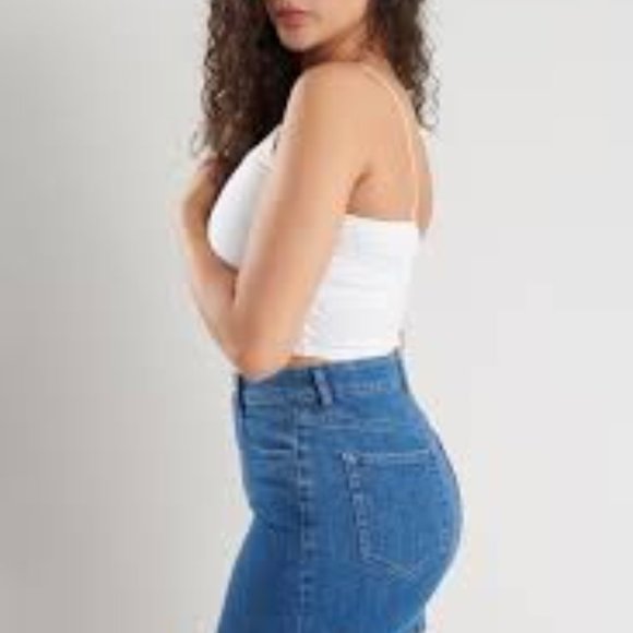 High Waisted Mini-Skirt - Picture 3 of 4